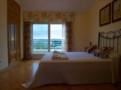 Casa Con Piscina en Perbes - Photo 3