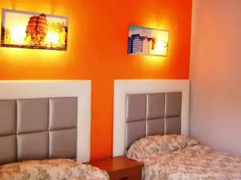 Casa Rivas con piscina abierta todo el año - Photo 4