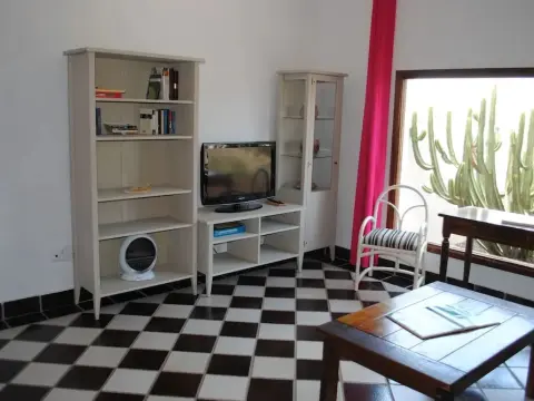 Casas Pilar, Aurora y Tarabilla en finca ecológica - Photo 2