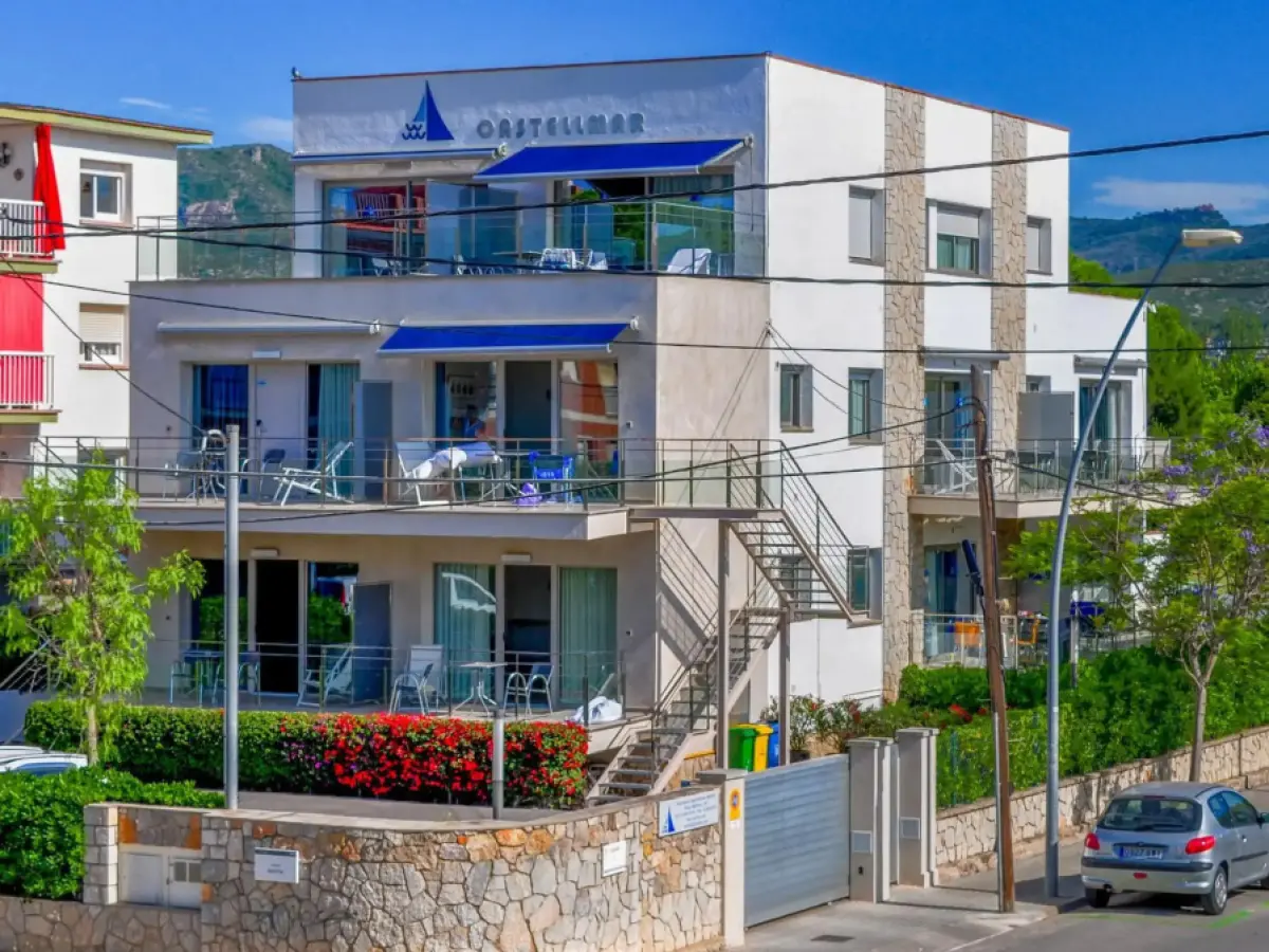 Castellmar Apartments