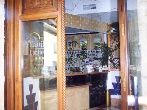 Castillo Lanjarón - Photo 1