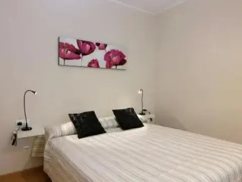 Classbedroom Apartments V - Photo 1