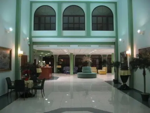 Cristina Enea - Photo 1