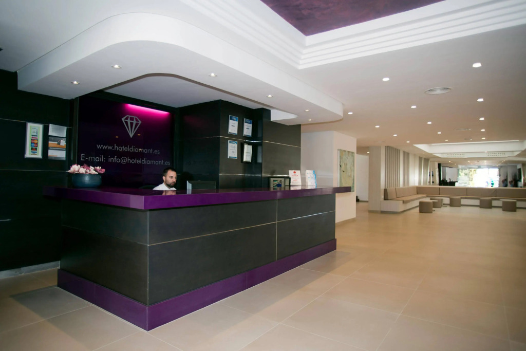 Diamant Hotel & Aparthotel - Photo 2