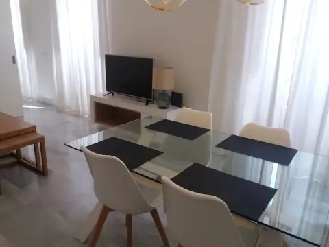 Domopolitan Alcazabilla 15 - Photo 4