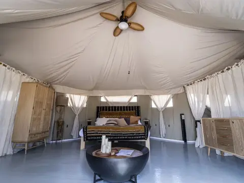 El Toril Glamping Experience - Photo 3