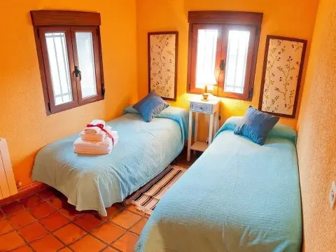 El Yayo de la Puebla - Photo 2