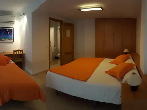 Enginy Apartaments - Photo 2