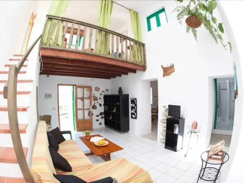 Finca Luna - Photo 2