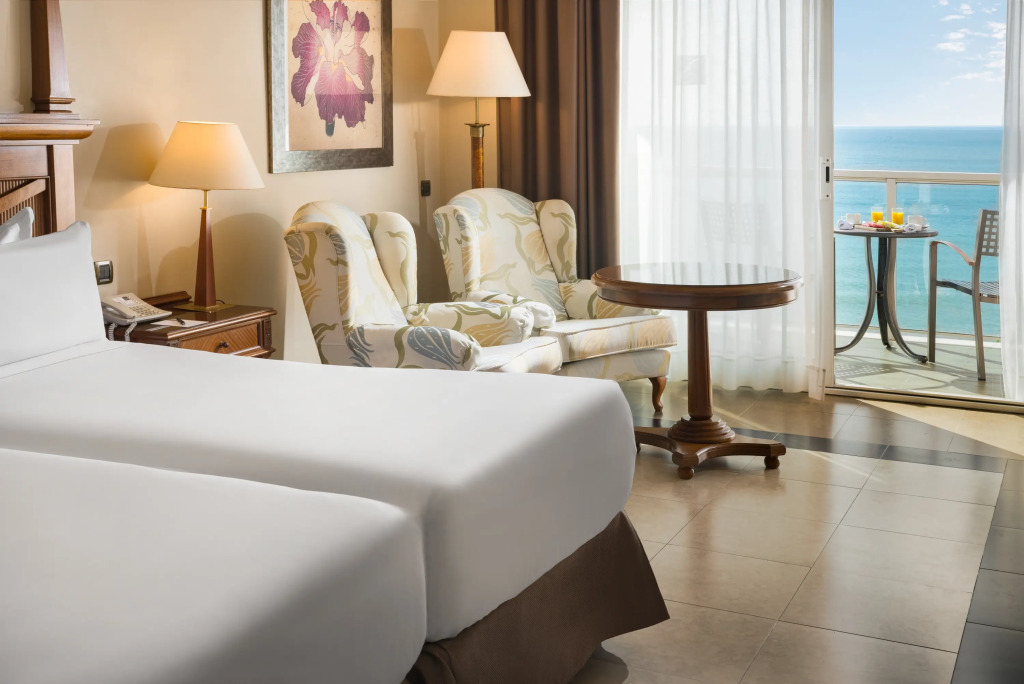 Gran Hotel Elba Estepona Thalasso & Spa - Photo 2