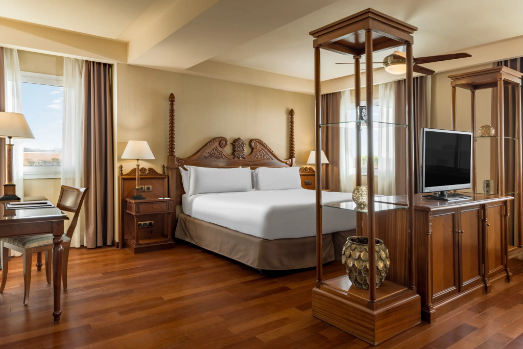 Gran Hotel Elba Estepona Thalasso & Spa - Photo 4