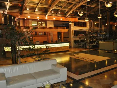 Gran Hotel Liber & Spa - Photo 2