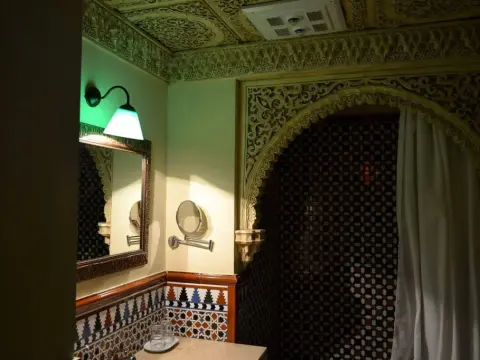 Granados Palacio Hotel Boutique - Photo 3