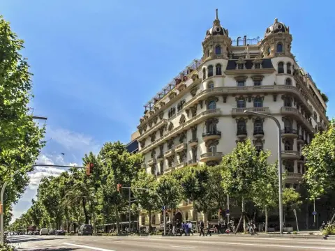 Habitat Apartments Lauria - Photo 1