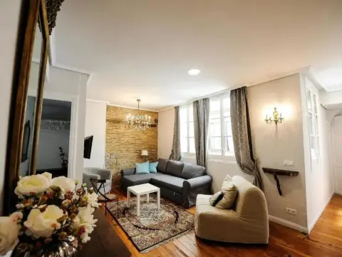 Heart of Pamplona Apartments II - Photo 2