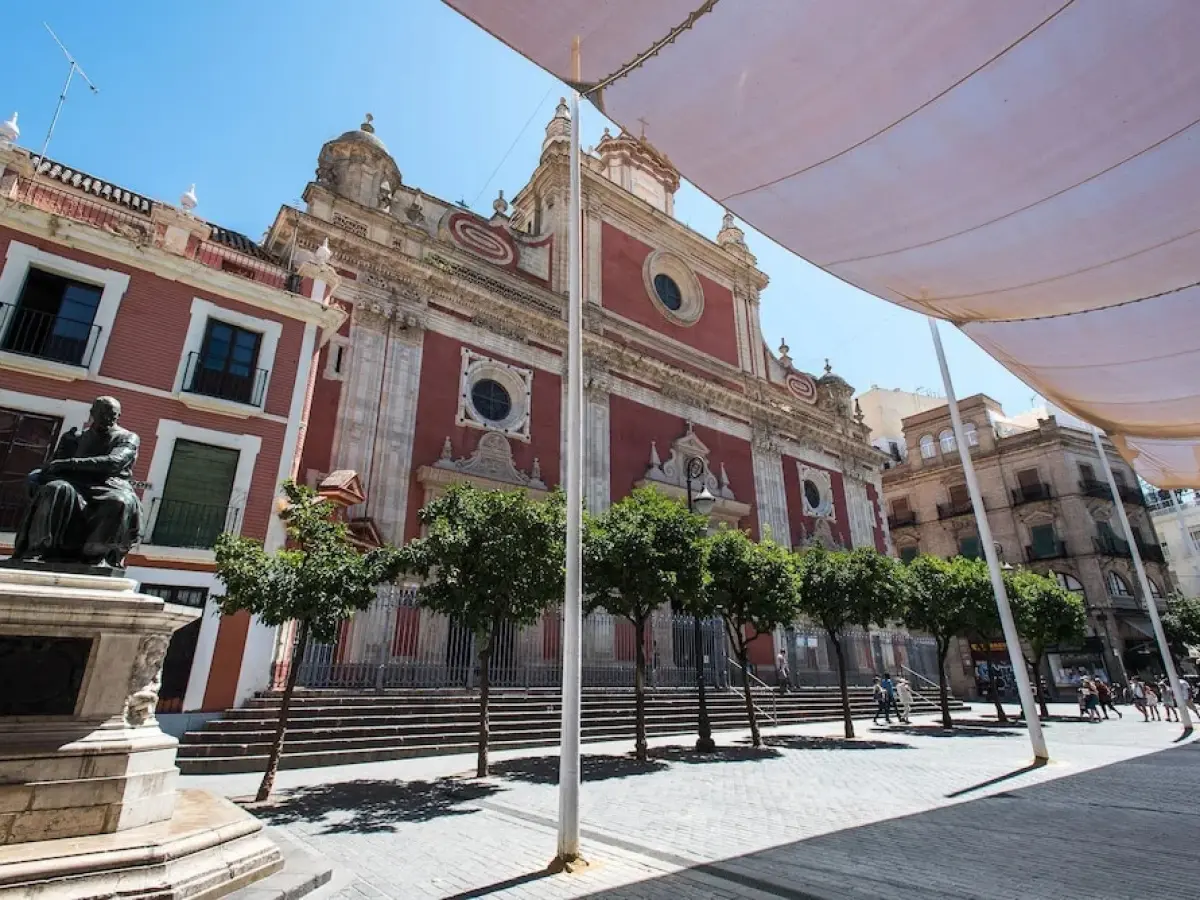 HommyHome Cerrajería - Superb Apartment