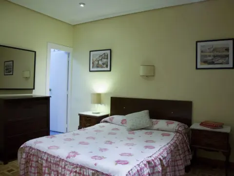 Hostal Arriaza - Photo 4