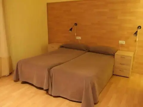 Hostal Baires - Photo 2