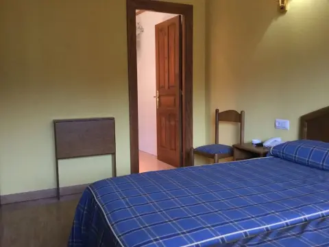 Hostal Café Español - Photo 4