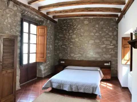 Hostal Can Xicu - Photo 4