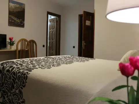 Hostal Casa Abascal - Photo 2