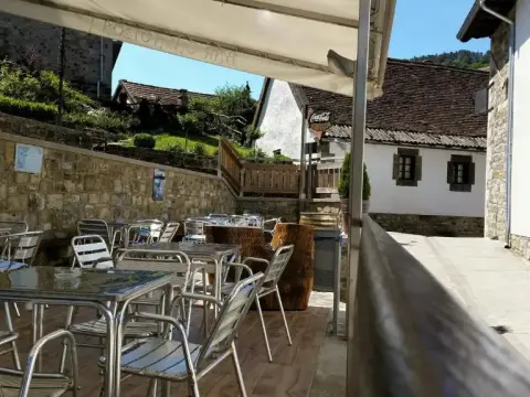 Hostal Otsoa - Photo 1