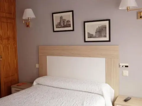 Hostal Don Diego - Photo 3