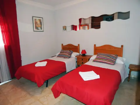 Hostal El Peine - Photo 2