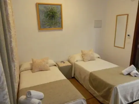 Hostal El Rincon De Carlota - Photo 4