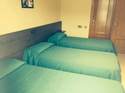 Hostal El Trèvol - Photo 2