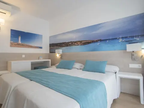 Hostal Es Pi - Photo 1