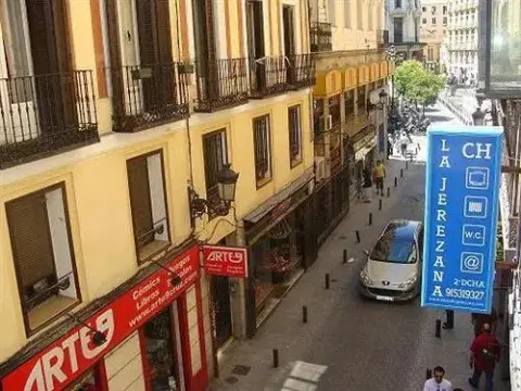 Hostal La Jerezana - Photo 1