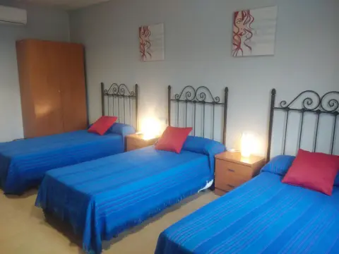 Hostal La Molina - Photo 2