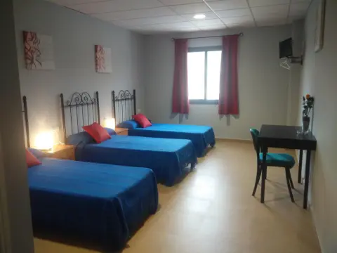 Hostal La Molina - Photo 3