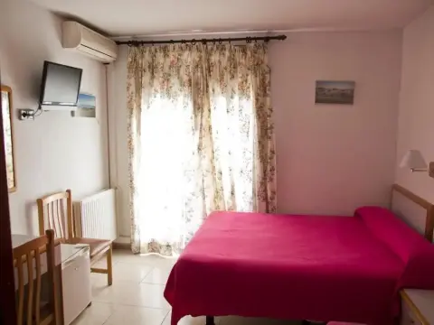 Hostal Lizana 2 - Photo 3