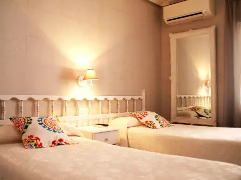 Hostal los Molinos - Photo 2
