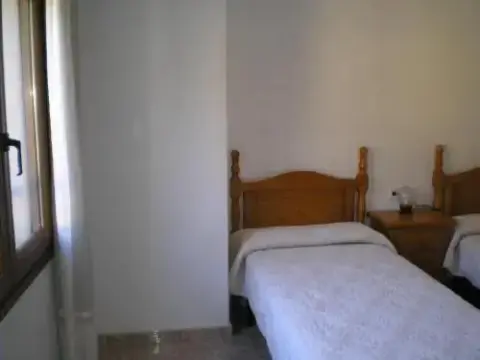 Hostal Maurin - Photo 2
