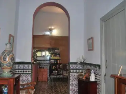 Hostal Montserrat - Photo 2