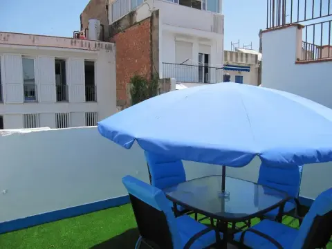 Hostal Pensió Maricel - Photo 1