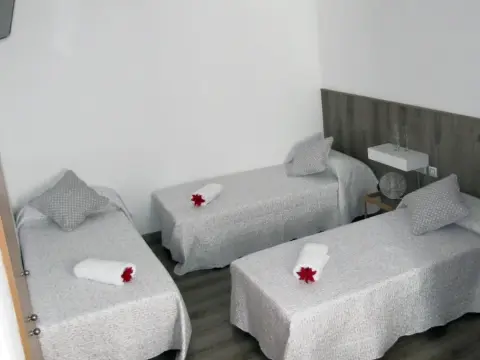 Hostal Pensió Maricel - Photo 3