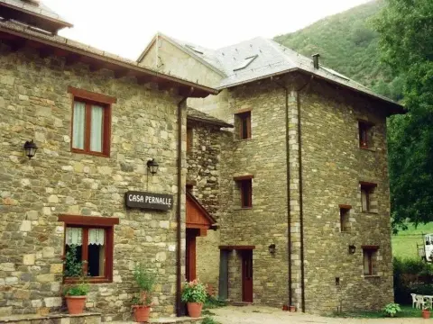 Hostal Pernalle - Photo 1
