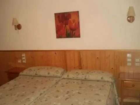 Hostal Pernalle - Photo 2