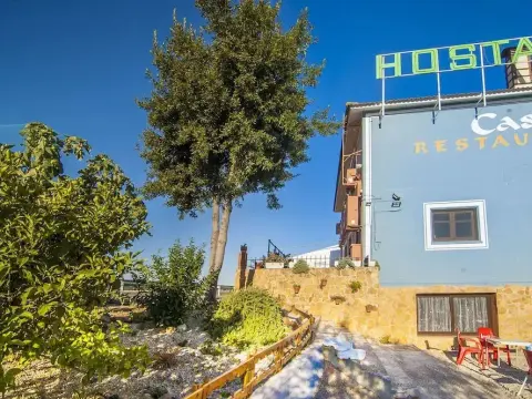Hostal Restaurante Casti - Photo 3