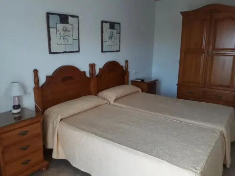 Hostal Roig 53 - Photo 4