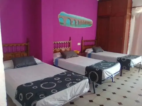 Hostal Salud - Foto 4