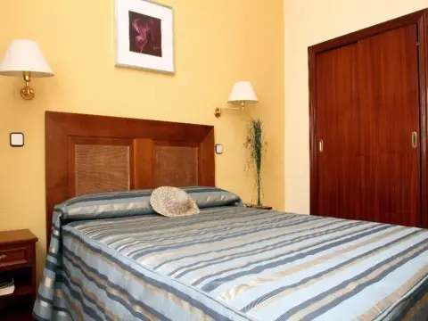 Hostal Sardinero - Photo 3