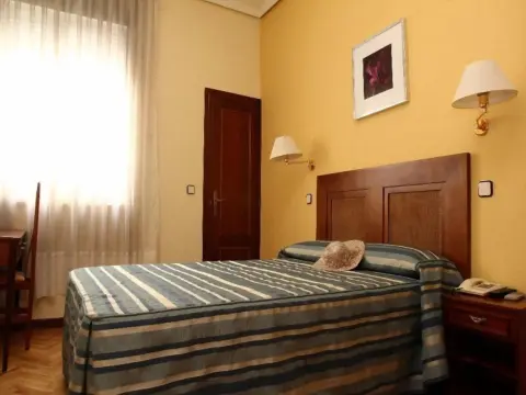 Hostal Sardinero - Photo 4