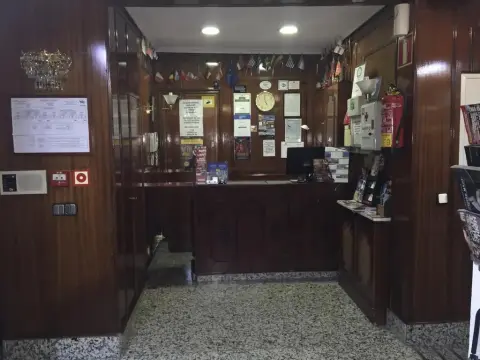 Hostal Sonsoles Madrid Centro - Photo 2