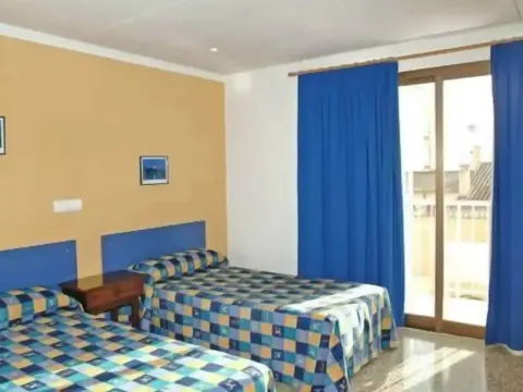 Hostal Tierramar - Photo 2