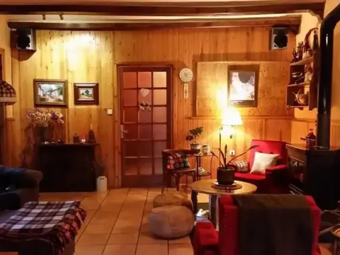 Hostal Xalet Refugi Pere Carné - Hostel - Foto 1